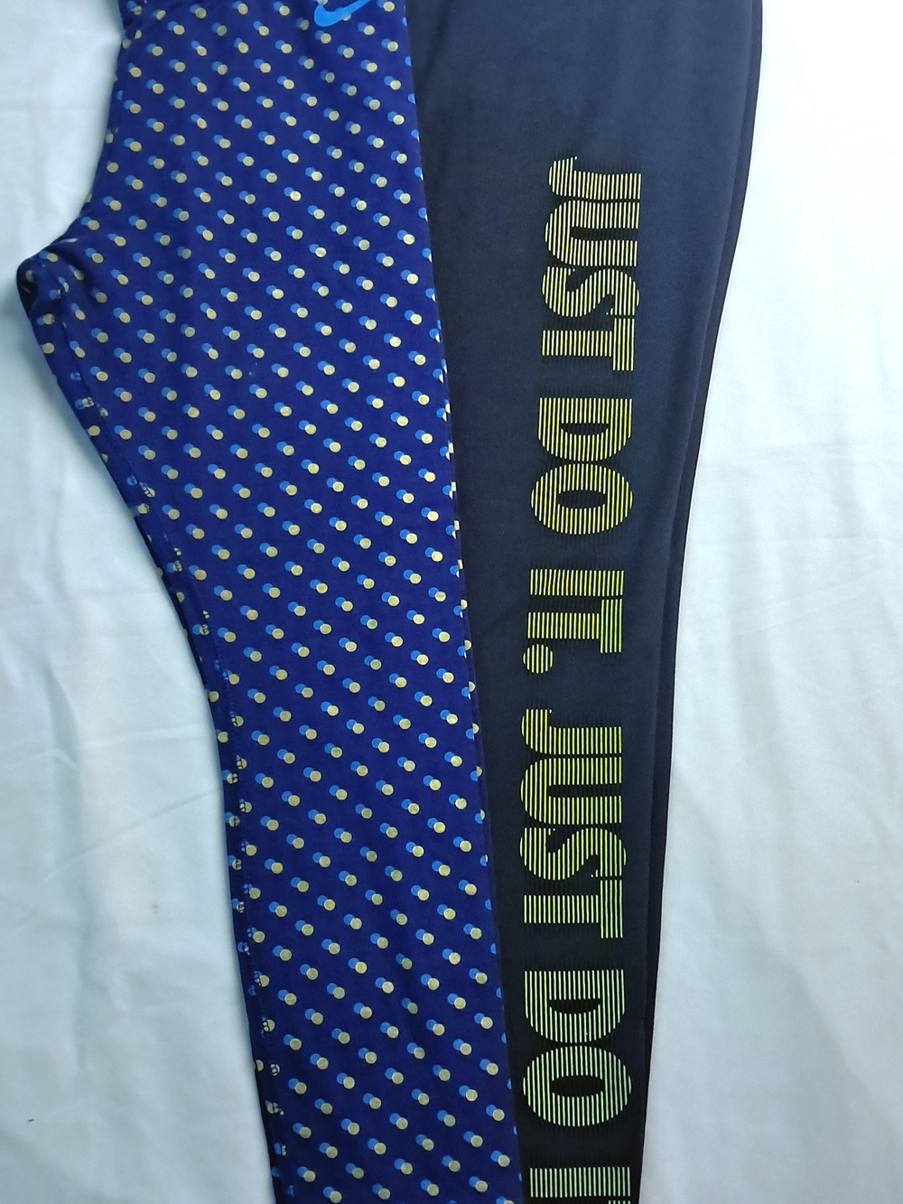 2 Nike 'Just Do It' And Polka Dot Leggings